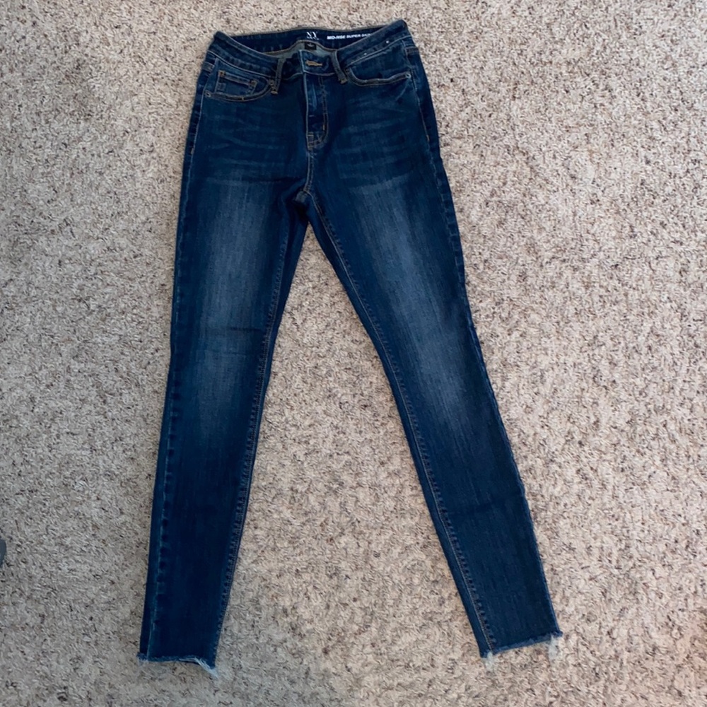 Mid rise skinny jeans!!!